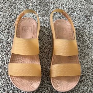 Reef Women's Water Vista Sandals - Tan